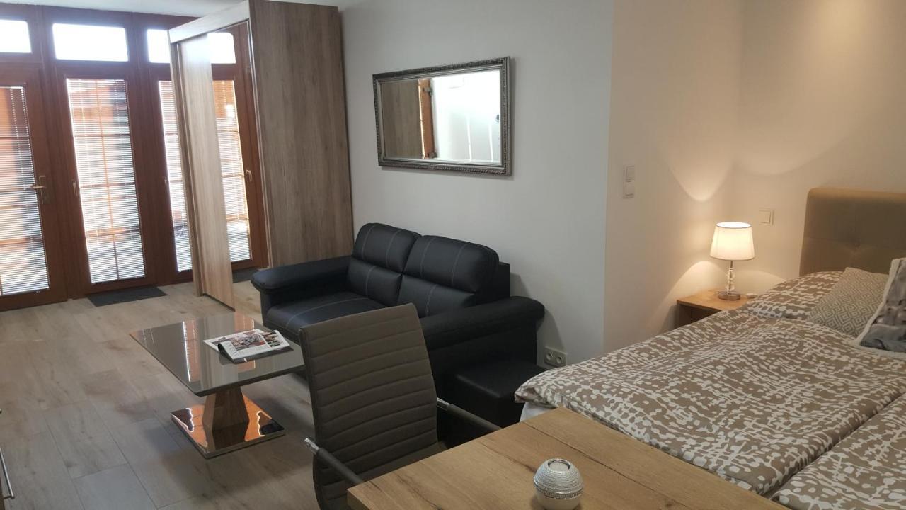 Village Romantic Apartments Near Cesky Krumlov (Adults Only) Strizov Buitenkant foto