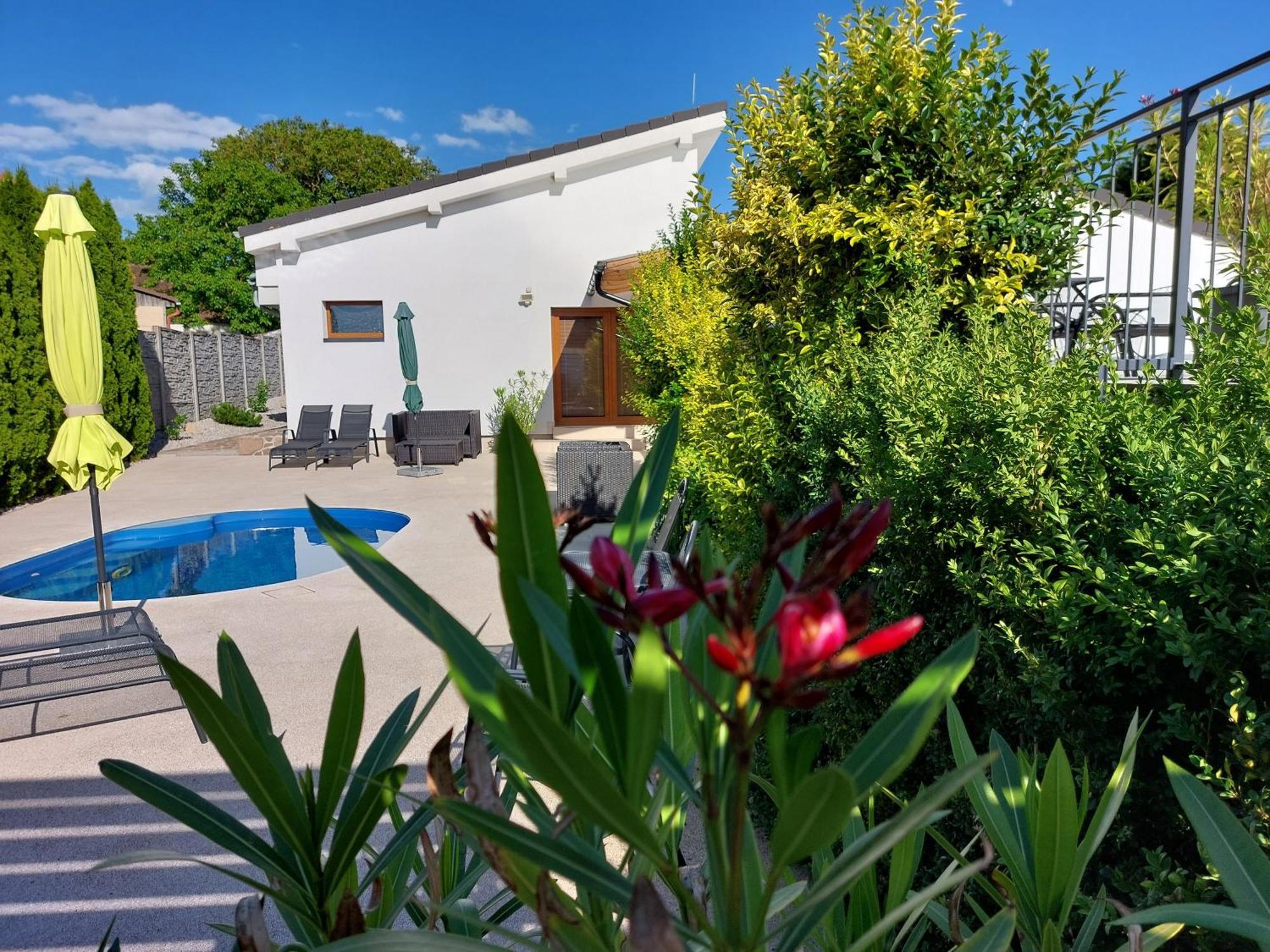 Village Romantic Apartments Near Cesky Krumlov (Adults Only) Strizov Buitenkant foto